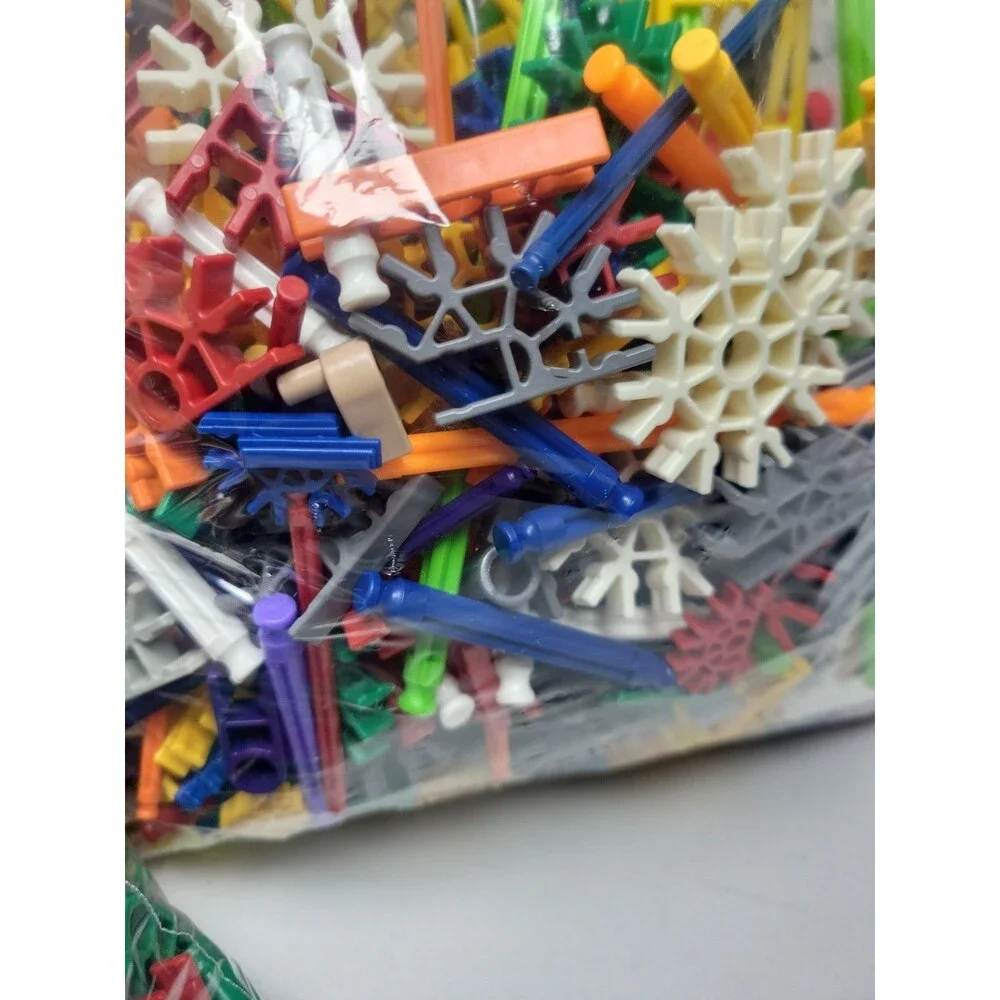 K'nex Building Pieces and Parts Wheels Corners Rods Spokes 8 lb bulk lot BOOKS